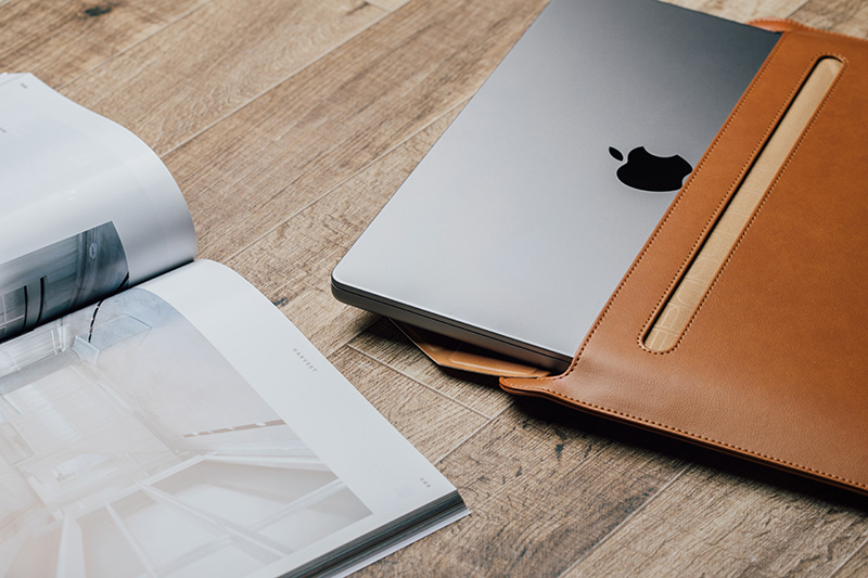 Moshi Muse 14" 3-in-1 Slim - Pokrowiec MacBook Pro 14" (M4/M3/M2/M1/2024-2021) (Seashell White)