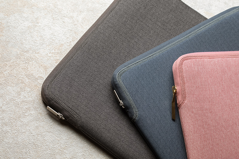 Moshi Pluma - Pokrowiec MacBook Pro 14" (M4/M3/M2/M1/2024-2021) (Herringbone Gray)