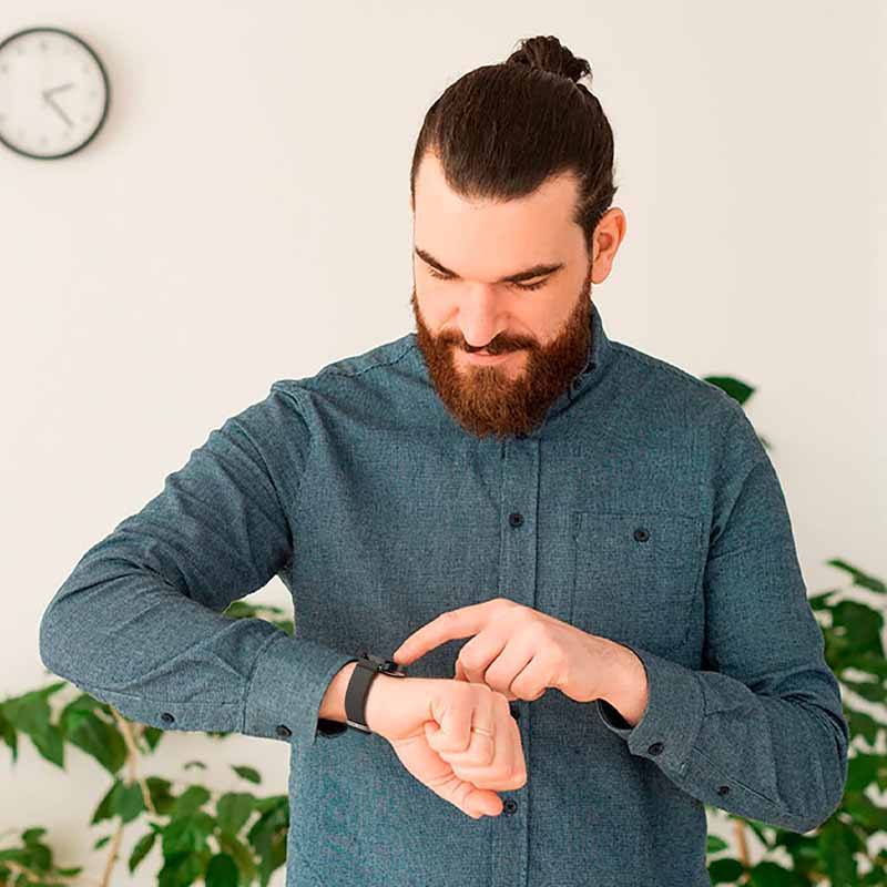 Spigen Fit Lite Band - Pasek do Samsung Galaxy Watch 4 / 5 / 5 Pro / 6 (Czarny)