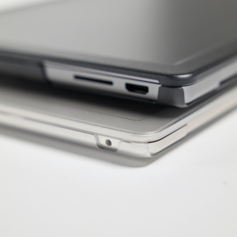 Incase Edge Hardshell Case - Etui MacBook Air 15" M4 (2025) / M3 (2024) / M2 (2023) (Black)
