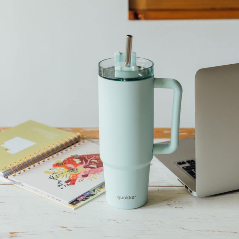 Quokka Stream - Kubek termiczny ze stali nierdzewnej 950 ml ze słomką (Turquoise)