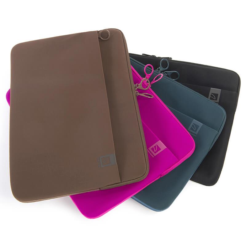 Tucano Top Second Skin - Pokrowiec MacBook Pro 13" (M2/M1/2022-2016) / MacBook Air 13" (M4/M3/M2/2025-2018) (granatowy)
