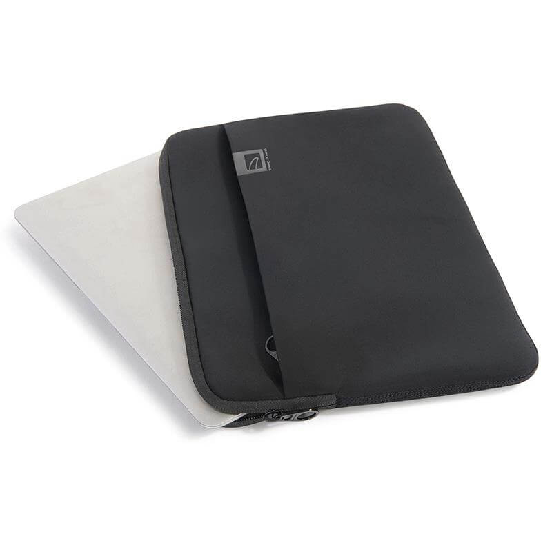 Tucano Top Second Skin - Pokrowiec MacBook Pro 13" (M2/M1/2022-2016), MacBook Air 13" (M4/M3/M2/2025-2018) (czarny)