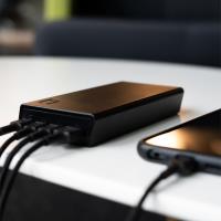 Green Cell PowerPlay20s - Power Bank 20000 mAh z szybkim ładowaniem USB-A QuickCharge 3.0 oraz 2x USB-C Power Delivery 22.5W (czarny)
