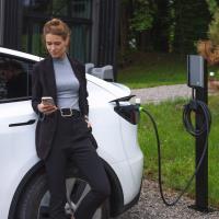 Green Cell - Słupek montażowy GC Habu Post do stacji ładowania samochodów elektrycznych HabuDen Wallbox