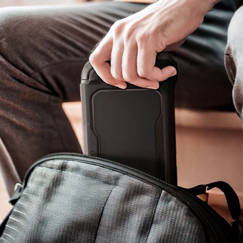 Spigen Rugged Armor - Etui do Nintendo Switch 2 (Matte Black)