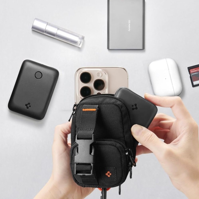 Spigen Snap Zip MagFit Pouch - Torba kompaktowa / organizer magnetyczny MagSafe (Black)