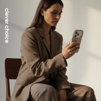 Crong Color Cover Magnetic - Etui MagSafe iPhone 17 Pro (kamienny beż)